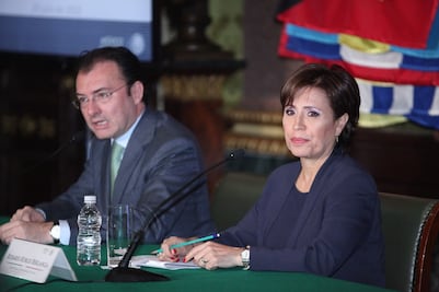 Rosario Robles va contra Luis Videgaray; ofrece a FGR aportar pruebas 