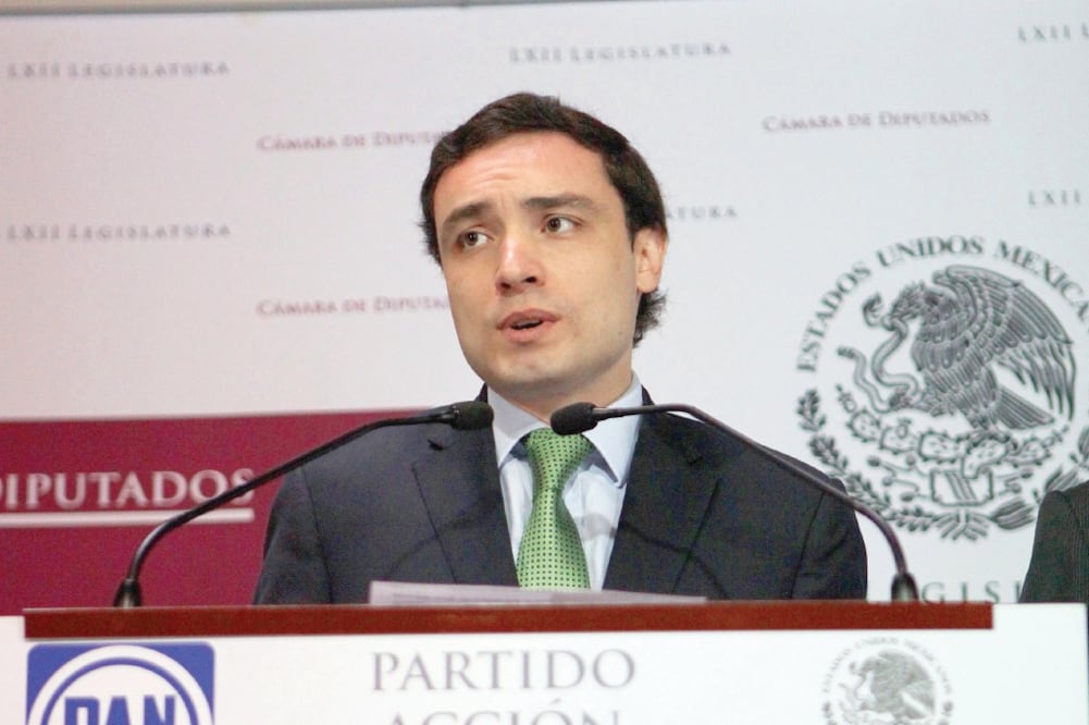 El panista Fernando Rodríguez afirmó que el Presidente de la República añora un Estado autoritario, en el que el gobierno concentre todo el poder. (ARCHIVO EL UNIVERSAL)