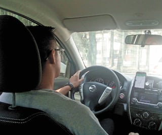 Utiliza 60% Uber por retraso en transporte público