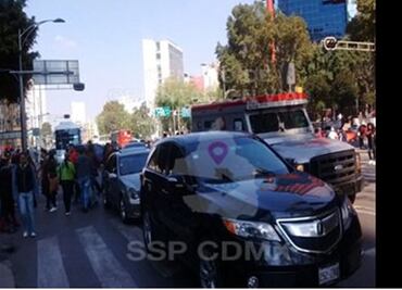 Termina desfile navideño; reabren Paseo de la Reforma
