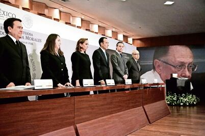 Rinden homenaje a Fernando Solana