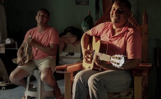 "Los hijos de la costa": el documental que celebra la música tradicional de Oaxaca y Guerrero