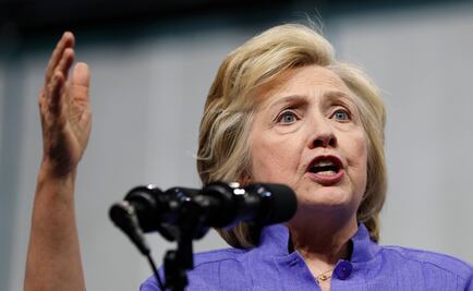 FBI encuentra nuevos documentos sobre emails de Hillary Clinton