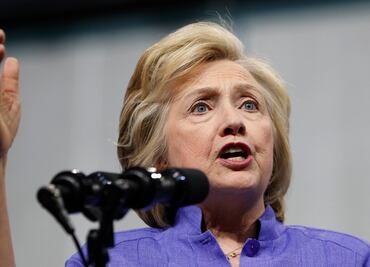 FBI encuentra nuevos documentos sobre emails de Hillary Clinton