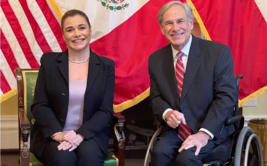 La gobernadora de Chihuahua, María Eugenia Campos, con su homólogo de Texas, Greg Abbott. Foto: Especial