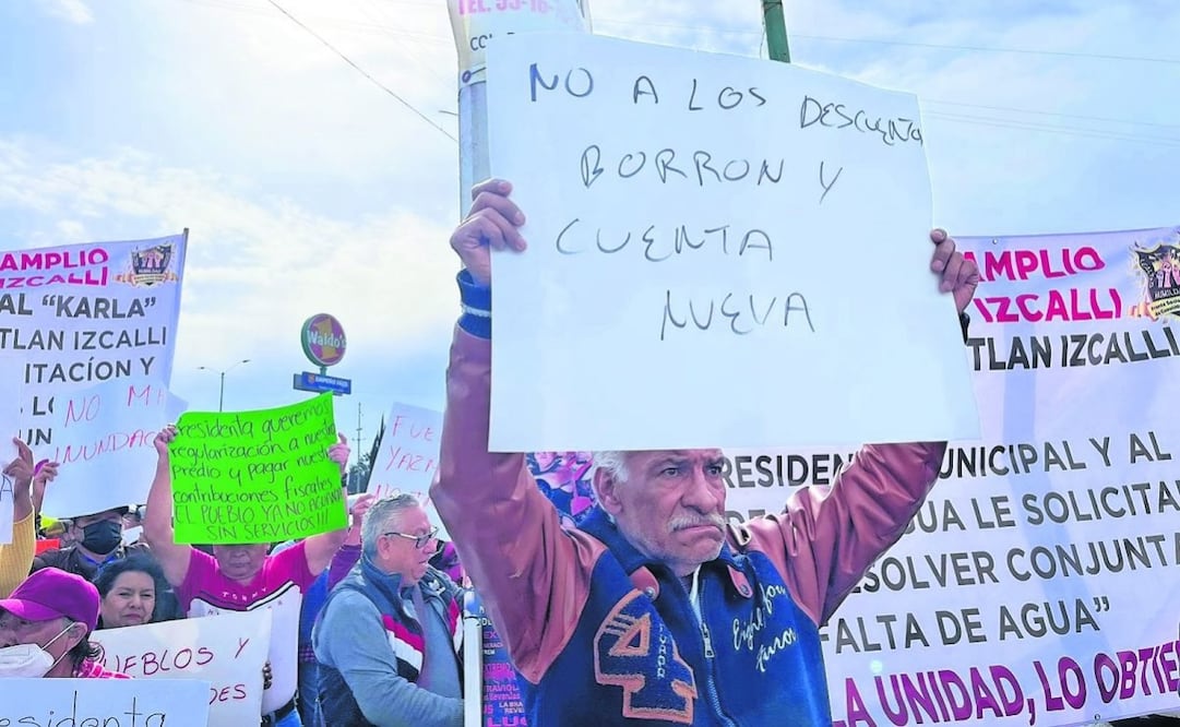 Vecinos señalaron que pase a falta de agua, deben pagarla. Foto: Arturo Contreras | El Universal