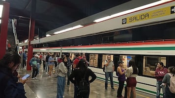 Tren Felipe Ángeles Buenavista-AIFA reporta retrasos en el servicio; un convoy está detenido entre las estaciones Tlalnepantla y Fortuna
