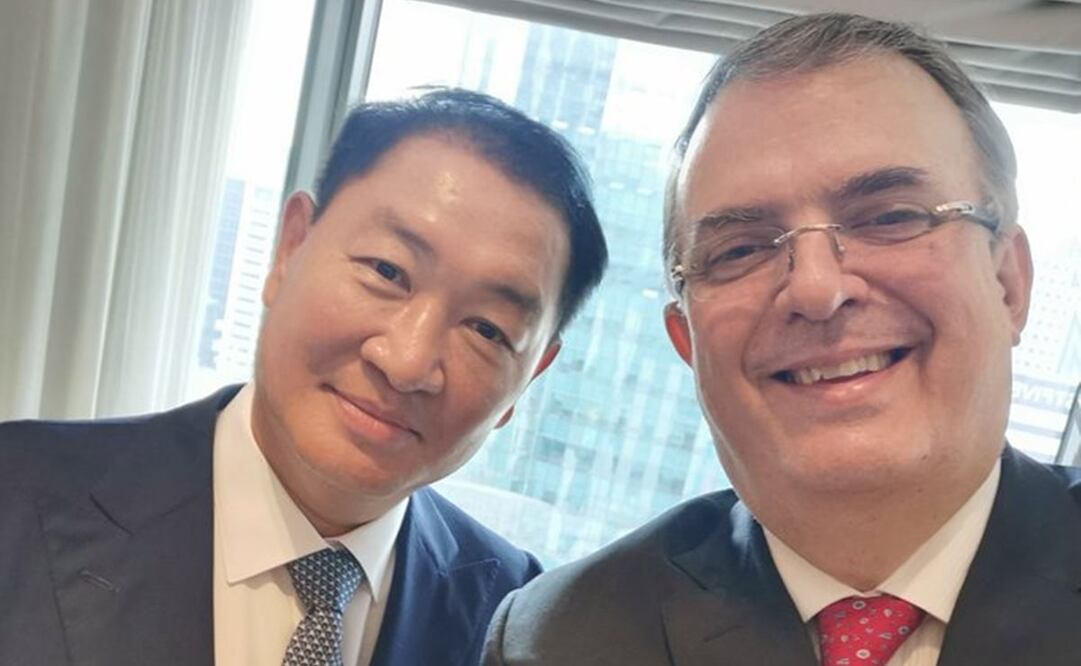 El canciller Marcelo Ebrard se reunió con Han Jong-Hee, CEO de Samsung Electronics / Foto tomada de Twitter