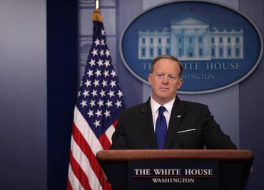 "Otro error de la prensa", dice vocero de Trump sobre jersey robado