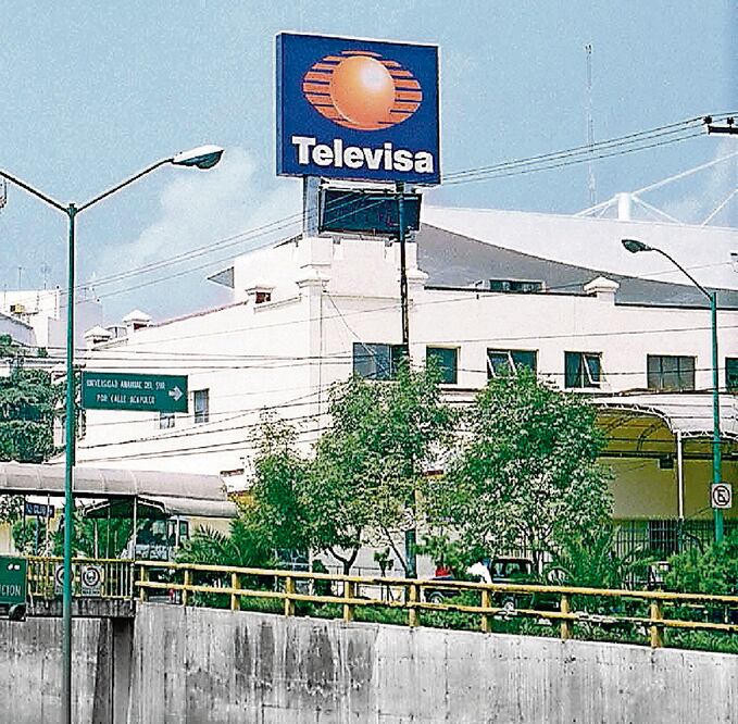 La televisora dijo que en el sector de contenidos sus ventas anuales disminuyeron 1.5%, a 34 mil 333 millones de pesos, resultado que contrasta con los 34 mil 868 millones de pesos logrados un año antes (ARCHIVO EL UNIVERSAL)