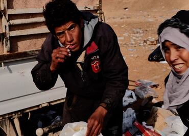 "Nos llaman personas basurero”: los sirios que viven de los desperdicios que deja el ejército de EU