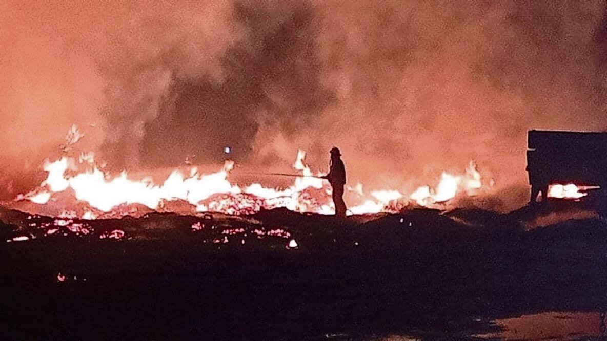 Hasta ayer, 515 personas hacían labores para controlar el fuego. Foto: Especial