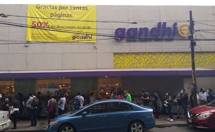 Acuden decenas de personas a despedirse de Gandhi Oportunidades