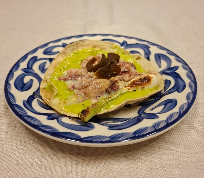 Un taco de tuétano calientito es delicioso. Foto: cortesía Fundación Herdez