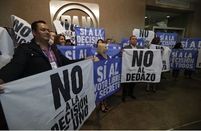 Panistas cercanos a Moreno Valle piden elección abierta de candidato