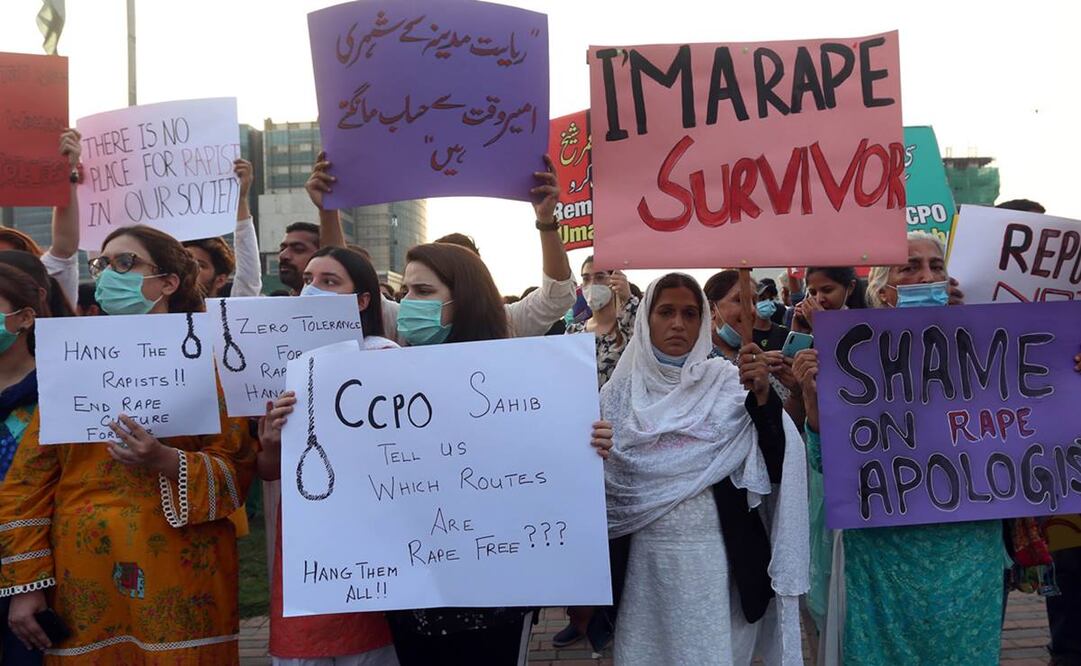 Protestas en Pakistán por agresión sexual a una mujer frente a sus hijos (Foto: EFE)