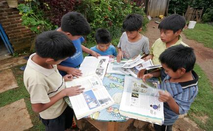 Maestros impiden dar clases de regularización a niños en Chiapas