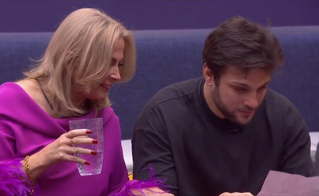 Nicola recibe la visita de su madre en "La casa de los famosos".