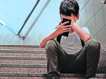 14 estados de EU demandan a TikTok por ser "dañina para la salud mental infantil"; usa un sistema de contenidos adictivo, acusan