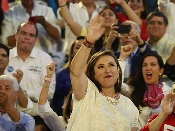 Xóchitl Gálvez pide a INE sancionar derroche de recursos en mitin de Sheinbaum en el Zócalo