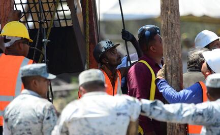 Buzos buscan entrar a mina para rescate de mineros atrapados