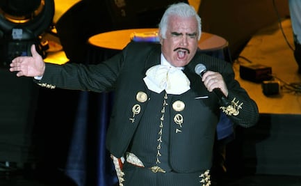 Vicente Fernández ya respira sin ventilador artificial 