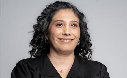 Dora Martínez amplía denuncia contra Aristegui Noticias y reportero; busca bajar notas y tuits donde la llaman "Dora la Censuradora"