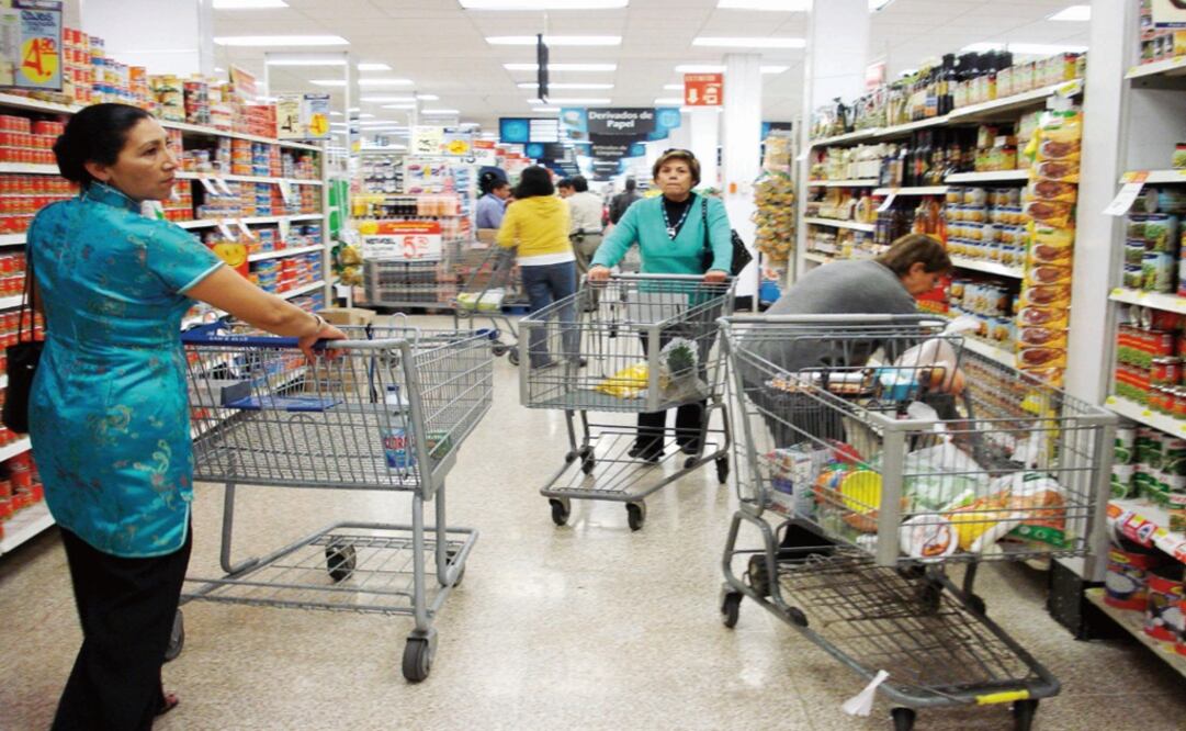 Crece 0.2% consumo privado en julio