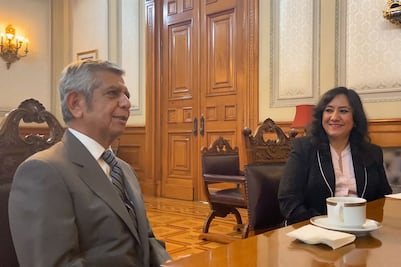 La salida de Irma Eréndira y su relevo salinista