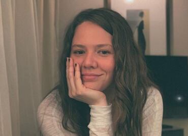 Joy comparte foto con su esposa y su hija