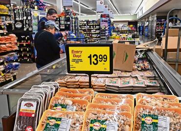 La inflación en EU cae a 3.4% en abril