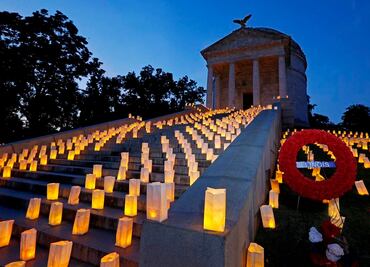 Prohíben bandera confederada en cementerios del sur de EU
