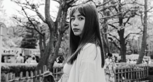 De cara a la oscuridad: reseña de La palabra más monstruosa de Marlene Navarro Guevara