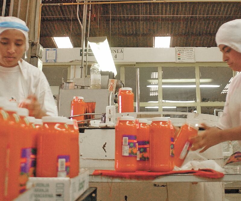 La IED industrial bajó de 57.2% a 55% del total en el semestre. ARCHIVO EL UNIVERSAL