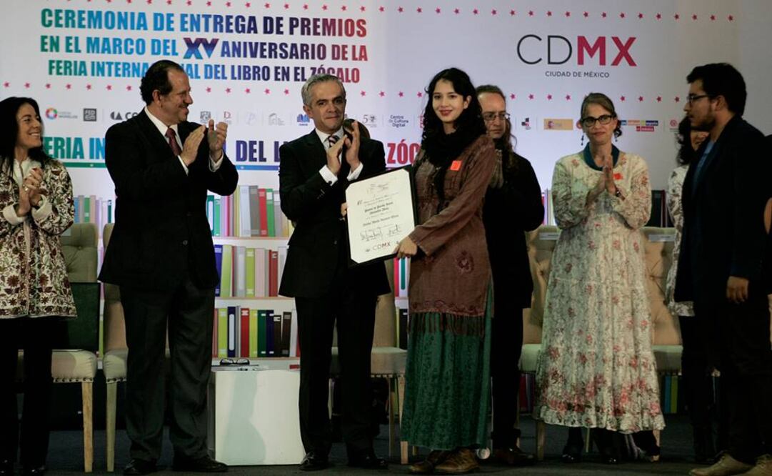 En la segunda edición del concurso se recibieron 402 trabajos y se otorgó un premio a Bertha María Inzunza Choza por “Los campos no elíseos”. (FOTO: Archivo EL UNIVERSAL)