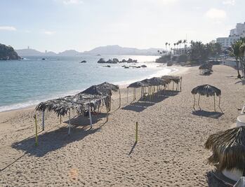 Hallan restos humanos en corredor turístico de Acapulco 