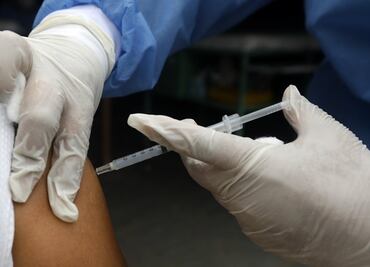 EU, a un paso de avalar terceras dosis de vacuna covid para todos los adultos