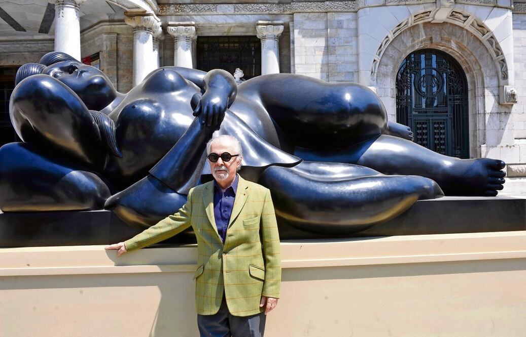 Fernando Botero presentó en México, en 2012, la magna exposición Fernando Botero: Celebración, en Bellas Artes, para festejar su trayectoria y sus 80 años de vida; hubo 185 obras al interior del museo y cinco esculturas gigantes en la explanada del Palacio. Fotos: Archivo El Universal