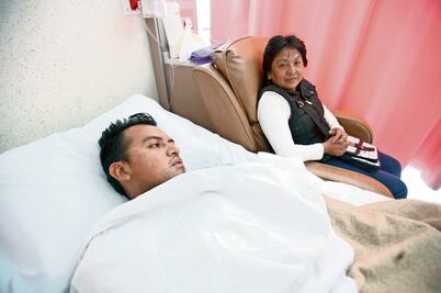 “Regresé a rescatar a otros bomberos”, narra vulcano de Tultepec