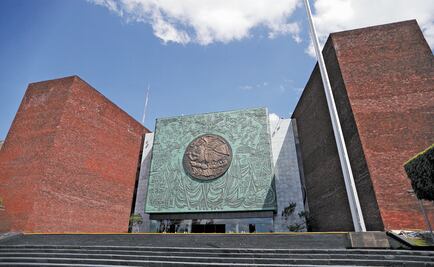 Which opposition lawmaker will support President López Obrador?