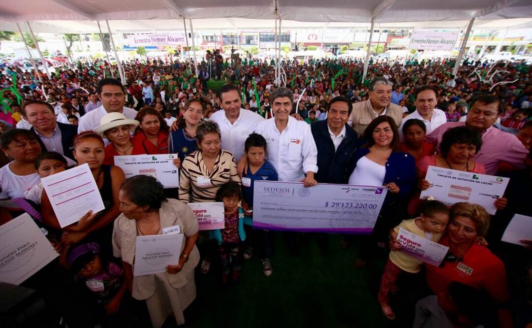 El funcionario federal se reunió con promotores de PROSPERA en el municipio de Ecatepec./Tomada de Twitter