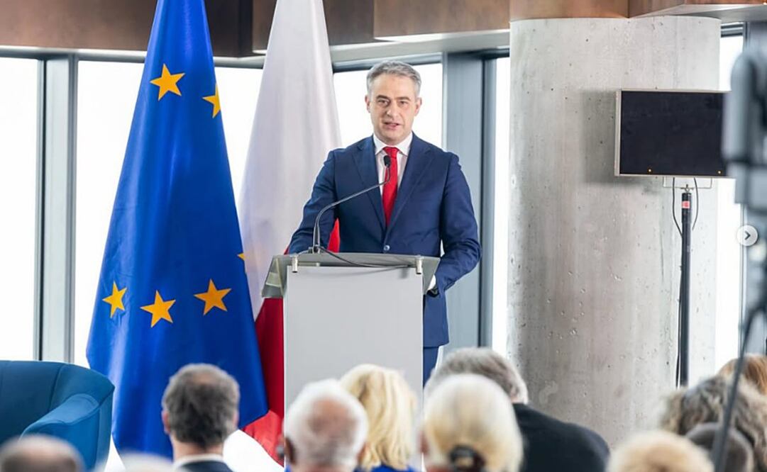 Krzysztof Gawkowskil, ministro polaco de Asuntos Digitales, el 22 de marzo durante una conversación sobre el futuro de Europa. Foto: Instagram @Krzysztof Gawkowski