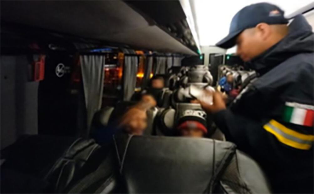 Caen presuntos polleros en el Edomex. FOTO: Especial/ EL UNIVERSAL/