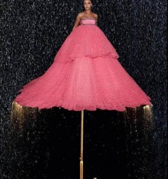 Rihanna, sus mejores memes para celebrar sus 30 años