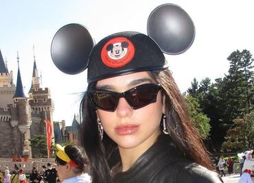 Dua Lipa nos enseña la chamarra de cuero ideal para este invierno