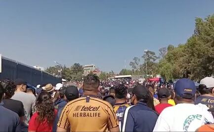 Olvidan la sana distancia en el Olímpico Universitario