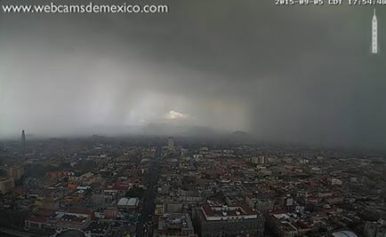 Hailstorm falls over Huixquilucan and Cuajimalpa