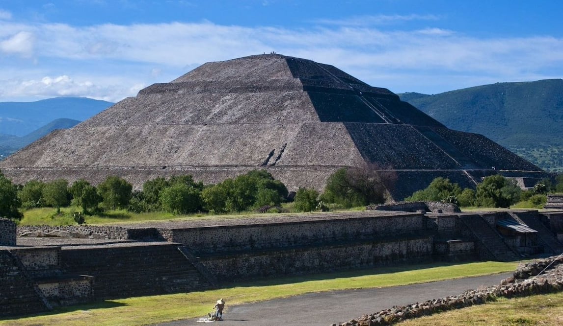 INAH desmiente daños en Teotihuacán; imágenes virales de las pirámides "nevadas" fueron alteradas digitalmente. Foto: INAH