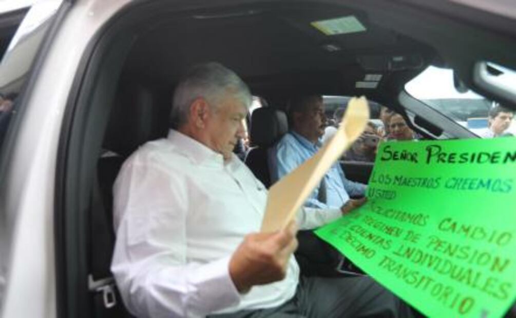 Apoyo a todos los afectados por el huracán "Willa", dice AMLO