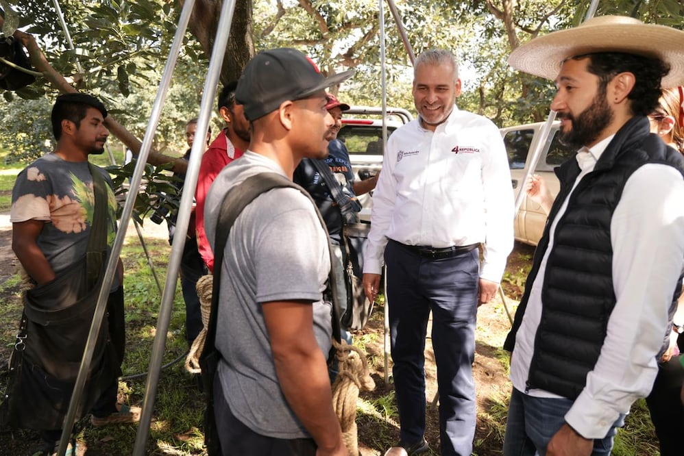 Formaliza Michoacán prestaciones para trabajadores agrícolas
